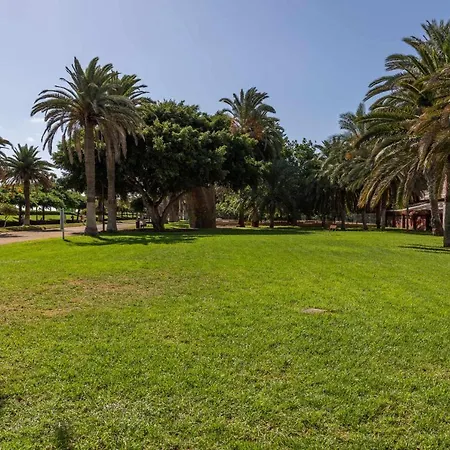 Appartement Jardin 1 *